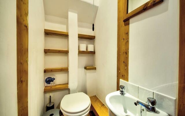 Lovely Central 1BR Flat in Prime Festival Location