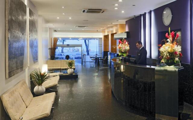 Orla Copacabana Hotel
