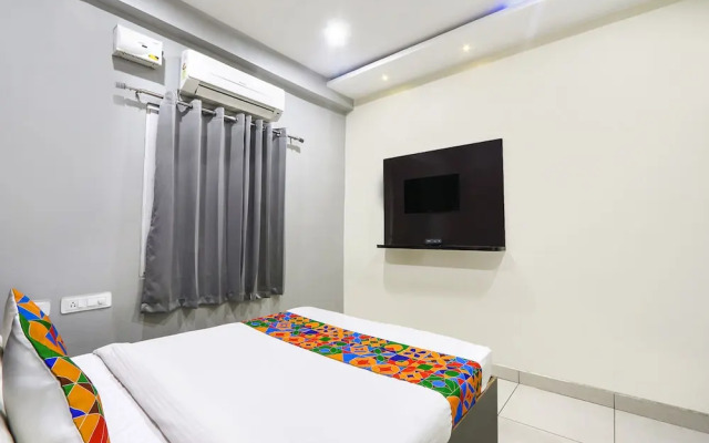 Fabhotel Galaxy Suites