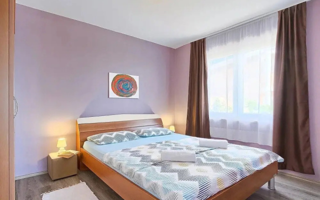 4S - One Bedroom No.2