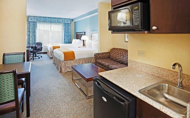 Holiday Inn Express & Suites Smyrna, an IHG Hotel