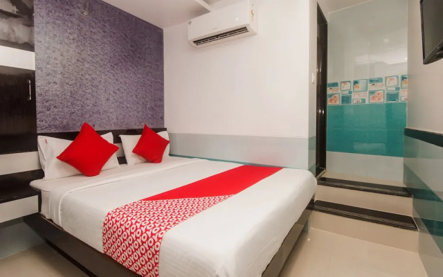 OYO 24504 Sion Residency