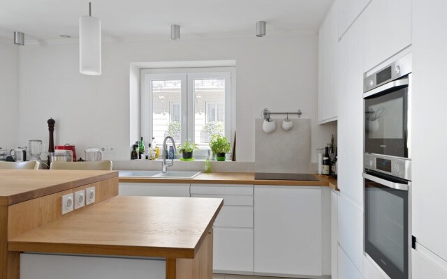 Family Apartment in the Heart of Paris