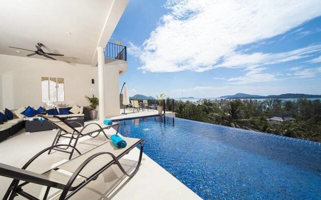 Villa Hin Fa 8 Bed Seaviews in Extensive Modern Grandeur