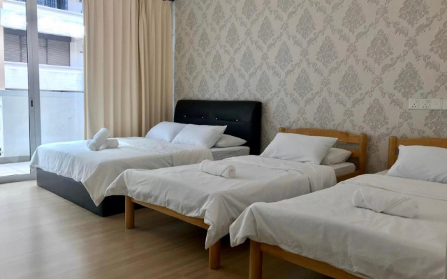Island Hostel Bayan Lepas Airport