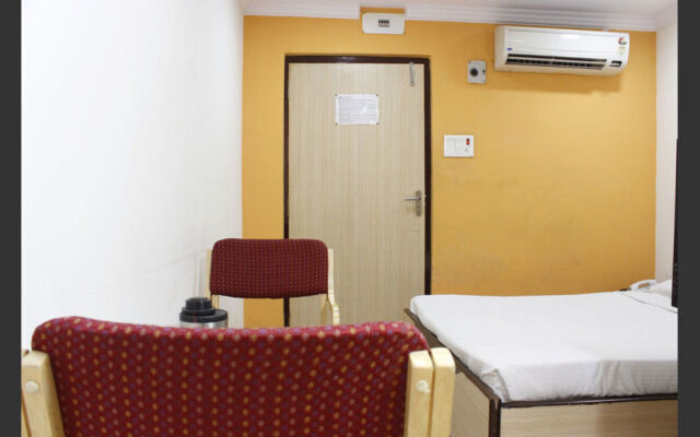 OYO 10107 Hotel Ankitha Residency