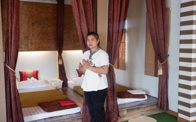 B.M. Grand Hotel