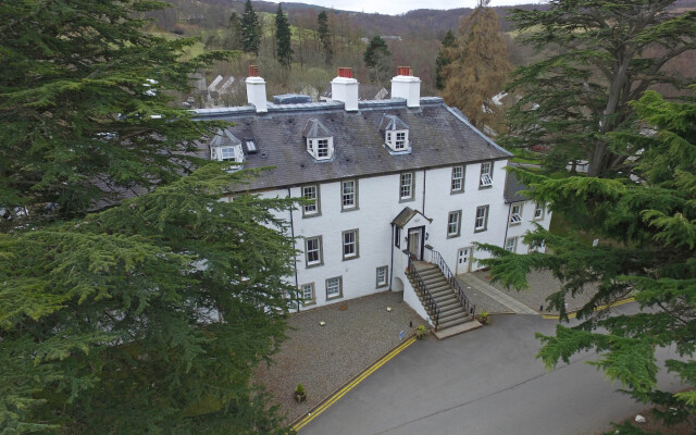 Moness Resort