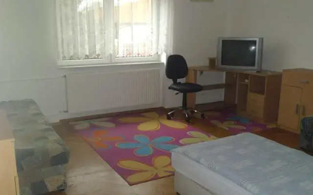 Zsuzsanna Vendégház Kapuvár
