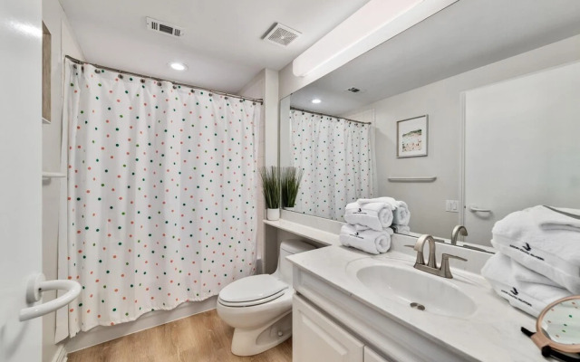 Beach Colony West 6D