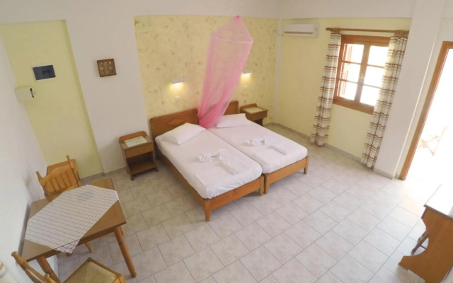 Tarsanas Apartments