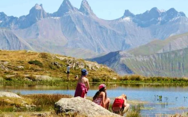 Apartment With 5 Bedrooms in Saint-sorlin-d'arves, With Wonderful Moun