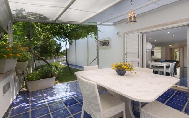 Villa Elmar by BarbarHouse