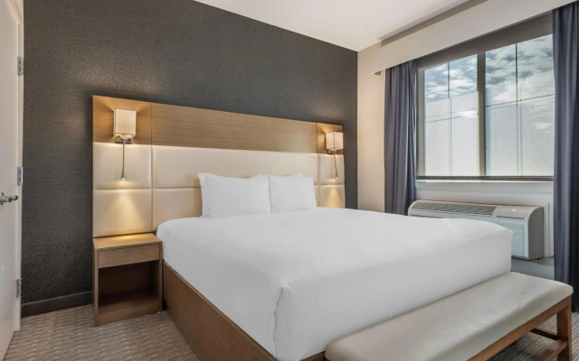 Executive Residency by Best Western Calgary City View North