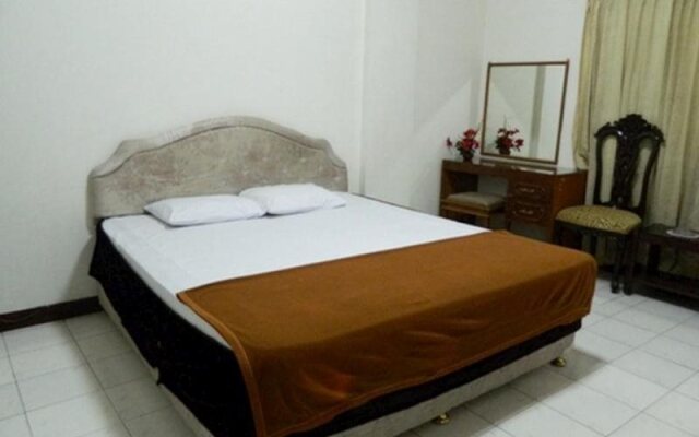 Hotel Tirtonadi Permai