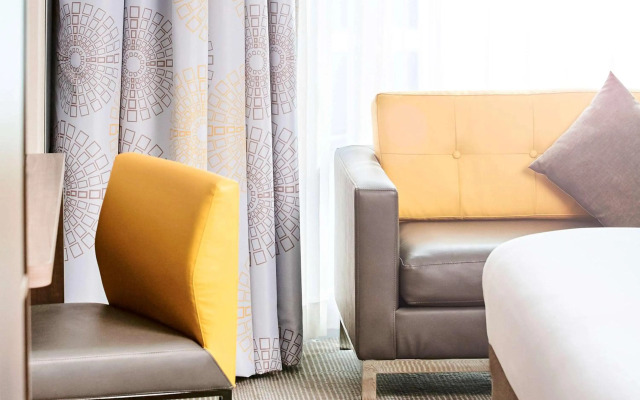 Novotel Toronto North York