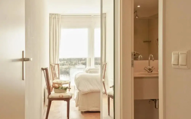 Holiday Home in Terherne Near Scenic Friesland
