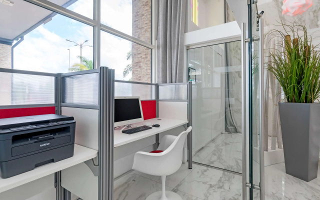 Quality Inn and Conference Center Tampa-Brandon