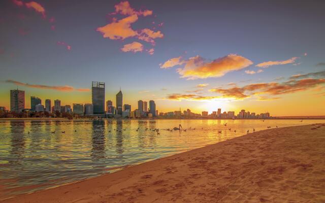 Crowne Plaza Perth by IHG