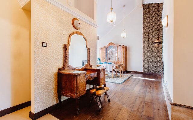 KrakowLiving - Zamkowa Apartment