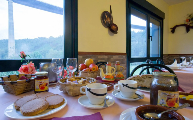 Hotel Restaurante Canero