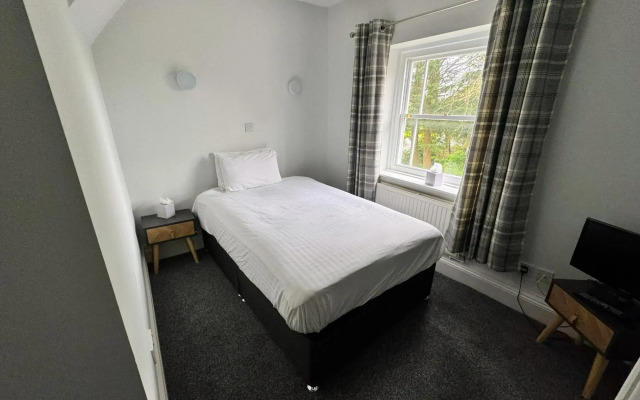 Marsh Farm Hotel