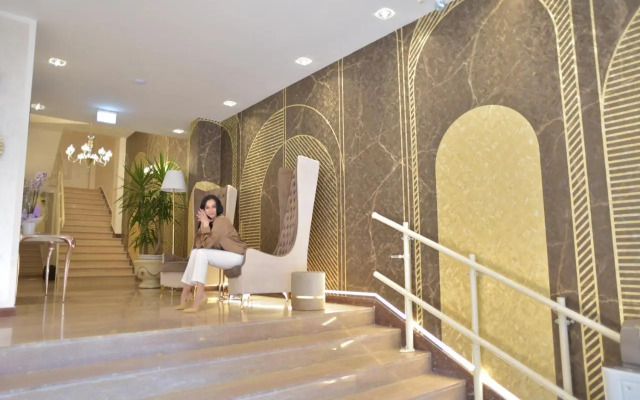 Amsterdam Suite Hotel & SPA