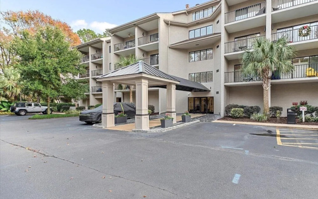 Village House by Vtrips