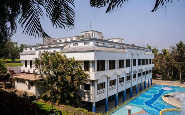 U Rivergate Resort & Spa, Karjat