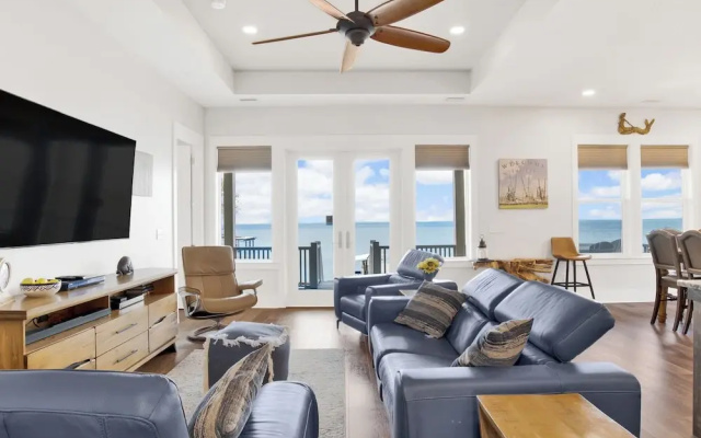 Bay Dream Believer by Southern Vacation Rentals