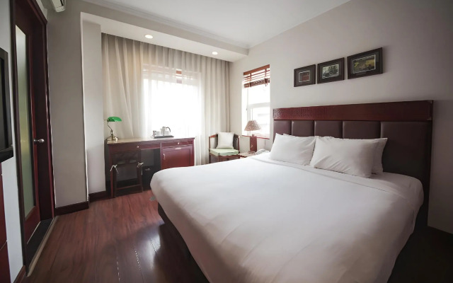 Hanoi E Central Hotel