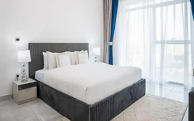 Spacious 1BR Apt in Pearlz by Danube