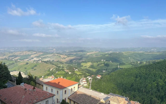Rocca Contrada relais