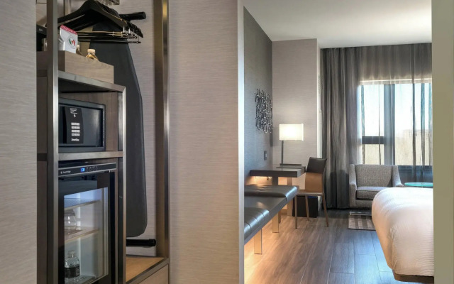 AC Hotel Boston Cambridge