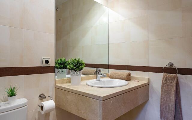 Alamar Poolfront garden apartment Ref 46