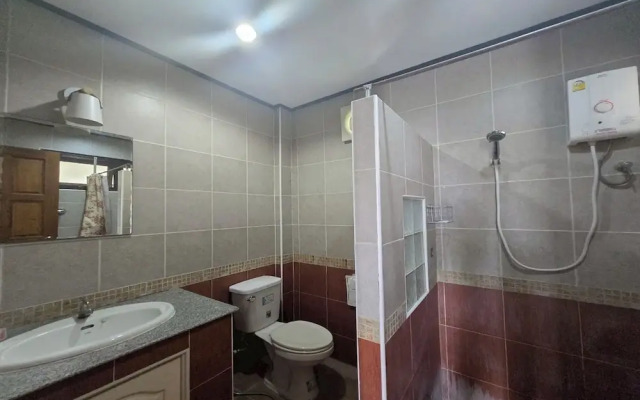 Phaiboon Hotel & Resort