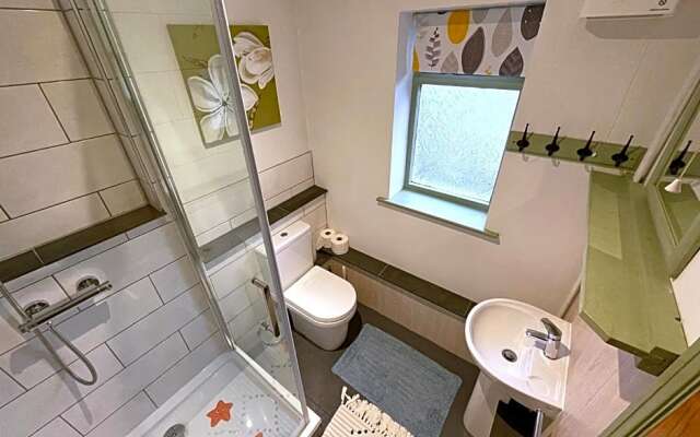 Maesyfelin Isaf B&B