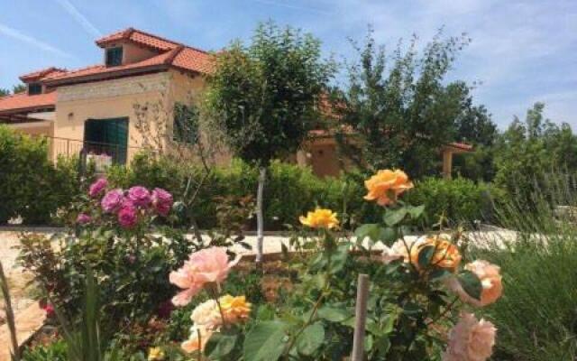 Villa Mia