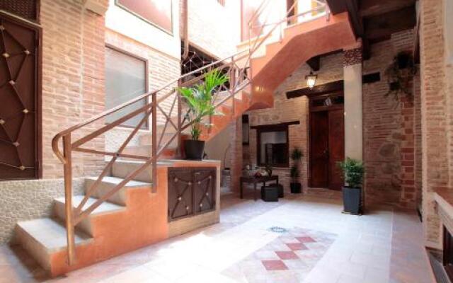Apartamentos Alcantara