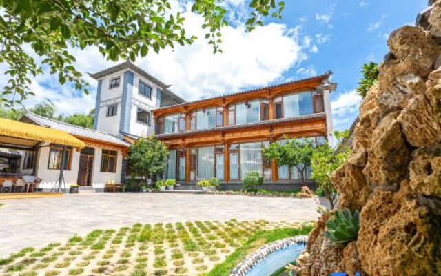 Shaxi Qingshuiqiao Yayuan Shunyuan B&B (North Guzong Lane)