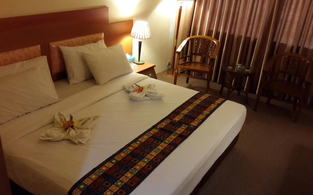 Paradise Hotel