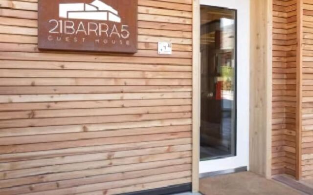 21Barra5 Guest House