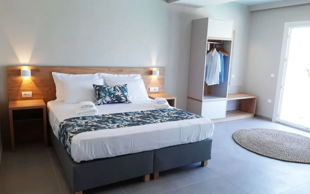Sarpidon Suites
