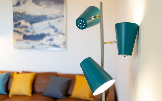 Abbotsford Apartment