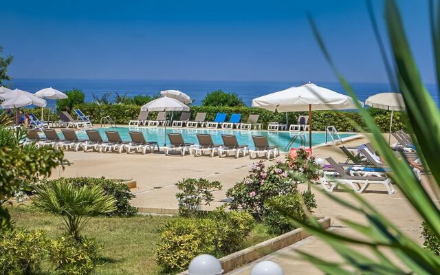 Villaggio Le Rosette Resort 4