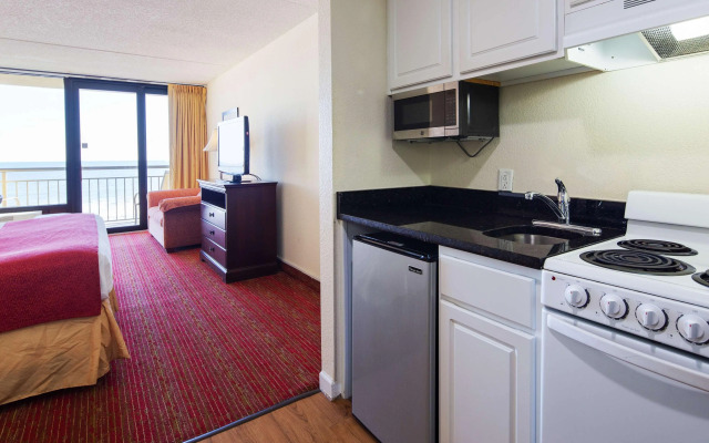 Best Western Ocean Sands Beach Resort
