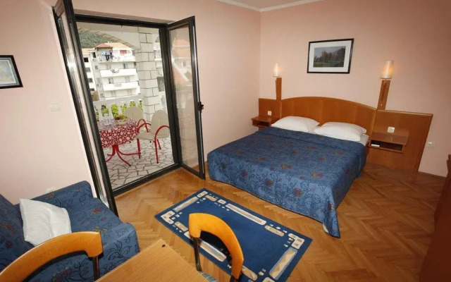 Villa Perovic