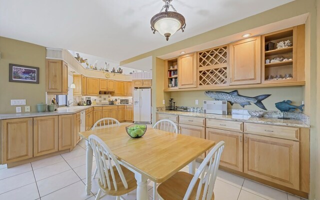 Boaters Paradise With Unmatched Water Views