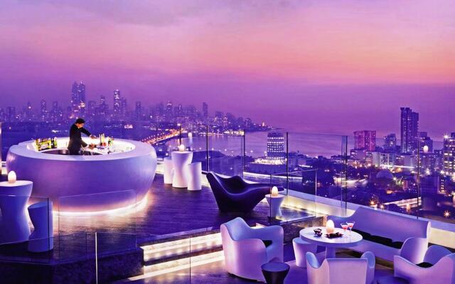 Отель Four Seasons Hotel Mumbai