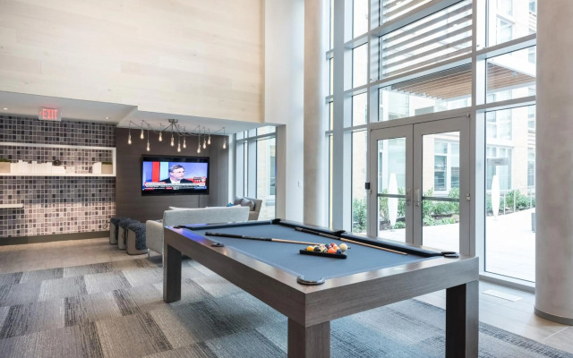 Global Luxury Suites Crystal City